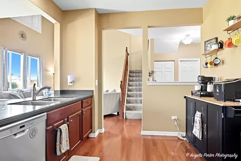 Kitchen - 507 Legend Ln, Mchenry, IL 60050 photo 1 of 2
