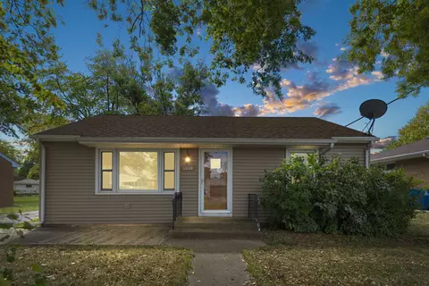 1040 W South St, Bradley, IL 60915