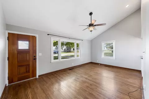 Living - 1040 W South St, Bradley, IL 60915 photo 1 of 4