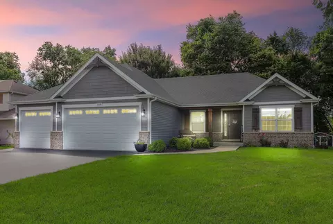 358 Westwind Dr, Yorkville, IL 60560