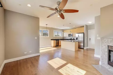 Living - Undisclosed, Chicago, IL 60622 photo 3 of 3