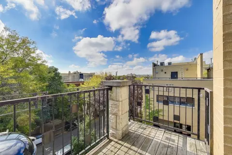 Exterior - Undisclosed, Chicago, IL 60622 photo 2 of 7