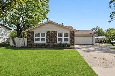 3204 E Frontage Rd, Rolling Meadows, IL 60008