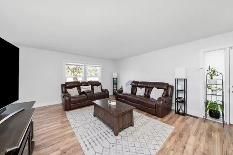 Other - 3204 E Frontage Rd, Rolling Meadows, IL 60008 photo 3 of 10
