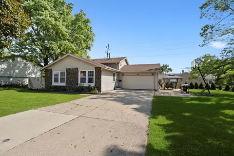 Other - 3204 E Frontage Rd, Rolling Meadows, IL 60008 photo 1 of 10