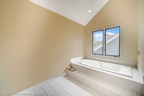 1151 Struckman Blvd, Bartlett, IL 60103 photo 23