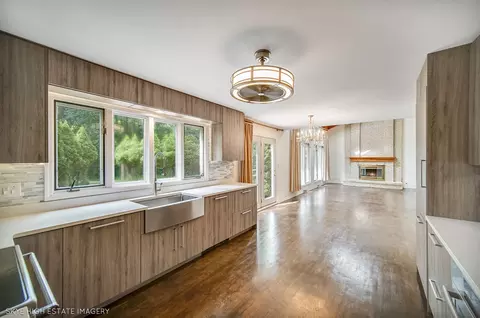 1151 Struckman Blvd, Bartlett, IL 60103 photo 7