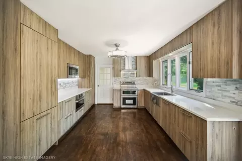1151 Struckman Blvd, Bartlett, IL 60103 photo 8
