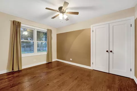 Bedroom - 614 Polo Dr, Wheaton, IL 60187 photo 3 of 6