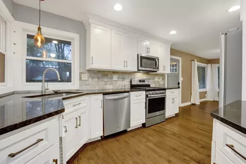 Kitchen - 614 Polo Dr, Wheaton, IL 60187 photo 2 of 2