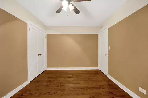 Bedroom - 614 Polo Dr, Wheaton, IL 60187 photo 4 of 6
