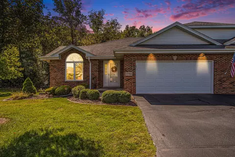 27150 S Fountainview Dr, Crete, IL 60417