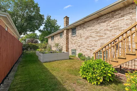 Exterior - 8525 Massasoit Ave, Burbank, IL 60459 photo 6 of 6