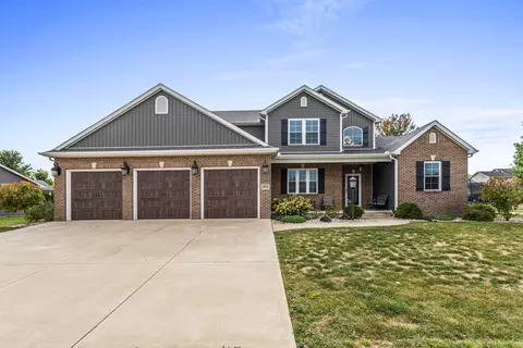 201 Weldon Springs Rd, Monticello, IL 61856