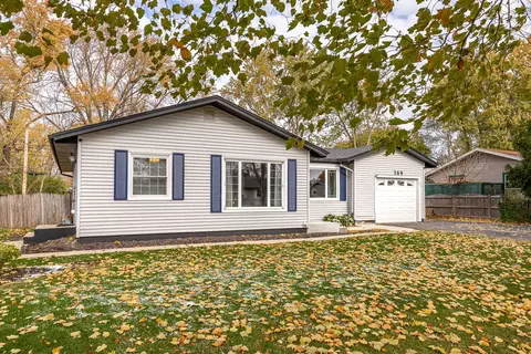 269 Thunderbird Trl, Carol Stream, IL 60188