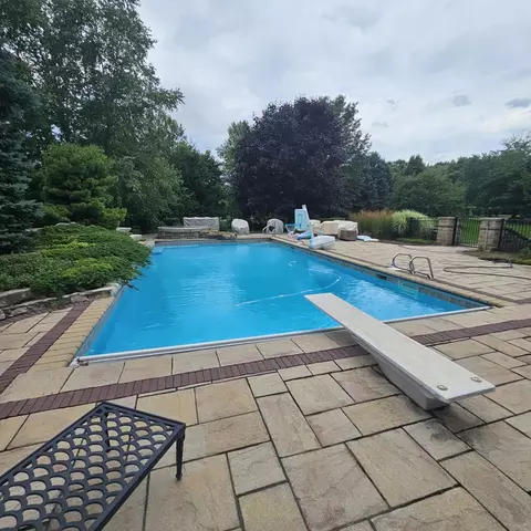 Exterior - 34 W033 White Thorne Rd, Wayne, IL 60184 photo 4 of 17
