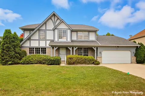 1632 Brighton Dr, Mundelein, IL 60060