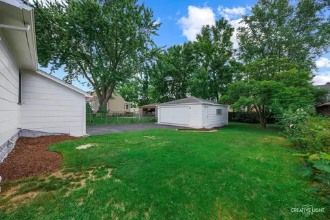 761 Stewart Ave, Elgin, IL 60120 photo 20