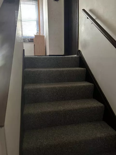 Entry Way - 8019 Beloit Ave #3A, Bridgeview, IL 60455 photo 1 of 2