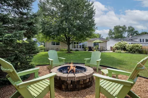 1822 E Cree Ln, Mount Prospect, IL 60056 photo 27