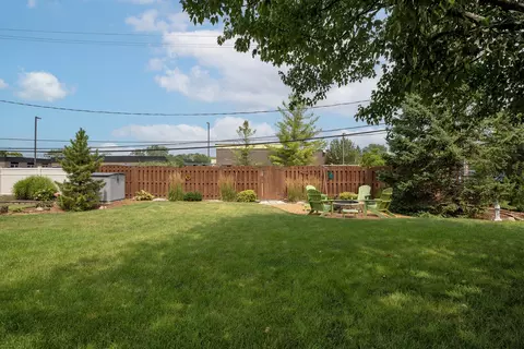 1822 E Cree Ln, Mount Prospect, IL 60056 photo 29
