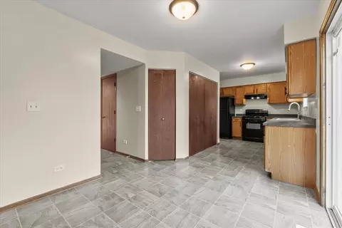 Entry Way - 2608 River Bend Ln, Plainfield, IL 60586 photo 1 of 1