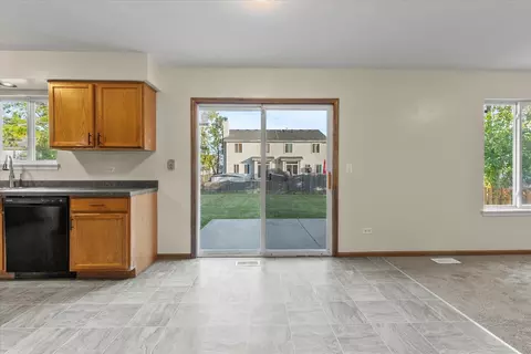 Other - 2608 River Bend Ln, Plainfield, IL 60586 photo 2 of 9