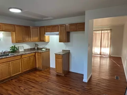 692 N Hammes Ave, Kankakee, IL 60901 photo 7