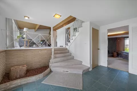 Entry Way - 2920 Harrison St, Glenview, IL 60025 photo 1 of 1