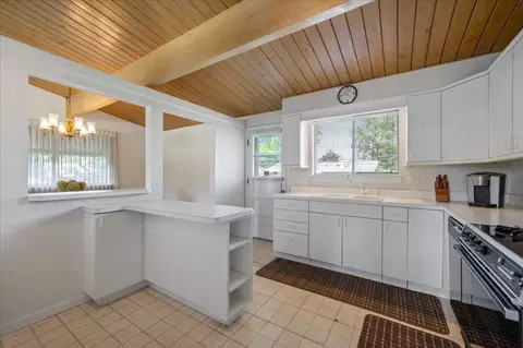 Kitchen - 2920 Harrison St, Glenview, IL 60025 photo 2 of 2