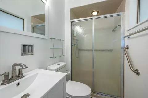 Bath - 2920 Harrison St, Glenview, IL 60025 photo 2 of 3