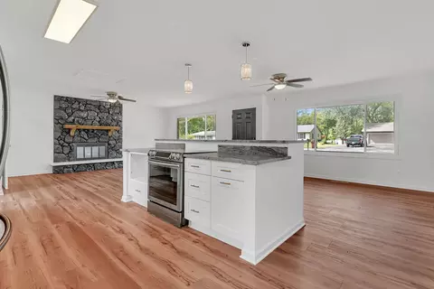 Living - 35737 Jay Dr, Custer Park, IL 60481 photo 8 of 8