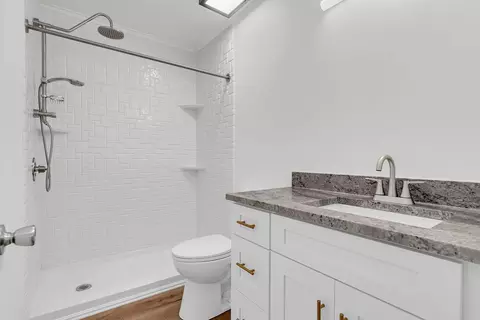 Bath - 35737 Jay Dr, Custer Park, IL 60481 photo 2 of 3
