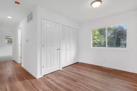 Bedroom - 35737 Jay Dr, Custer Park, IL 60481 photo 1 of 5