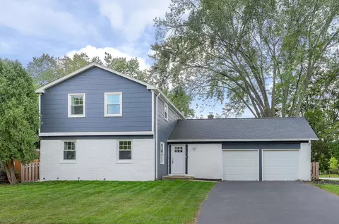 931 Shady Grove Ln, Buffalo Grove, IL 60089