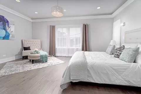 Bedroom - 1015 E 43rd St, Chicago, IL 60653 photo 2 of 5