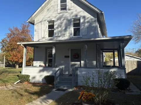 3003 Elizabeth Ave, Zion, IL 60099