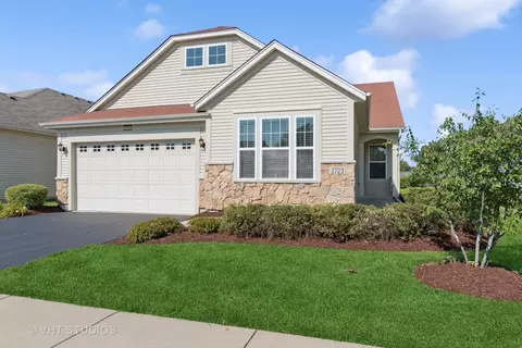 2723 Northmoor Dr, Naperville, IL 60564