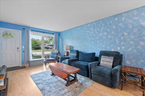 Living - 320 Harmony Dr, North Aurora, IL 60542 photo 2 of 2