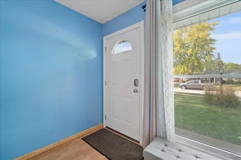 Entry Way - 320 Harmony Dr, North Aurora, IL 60542 photo 1 of 1