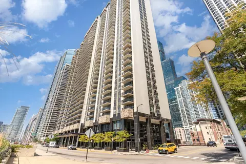 400 E Randolph St #1604, Chicago, IL 60601