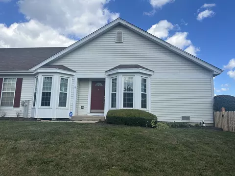 1027 Georgian Pl, Bartlett, IL 60103