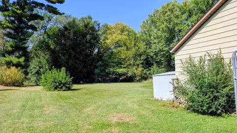 Exterior - 2156 N Leaf River Rd, Mount Morris, IL 61054 photo 5 of 6
