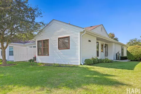7101 Saint Tropez Ct #295, Fox Lake, IL 60020