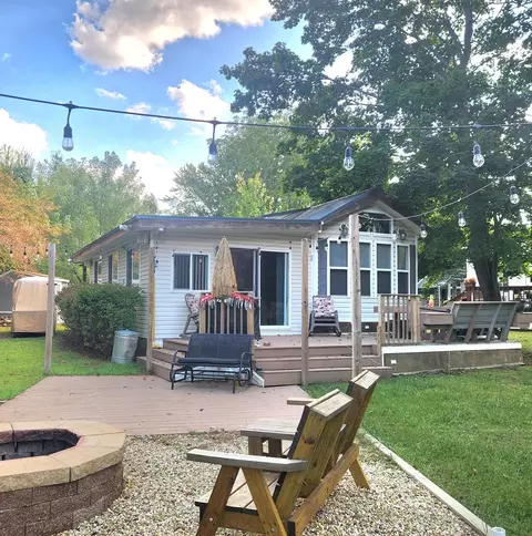 2465 Woodhaven Lks, Sublette, IL 61367
