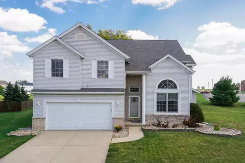 14 Minks Ct, Bloomington, IL 61704
