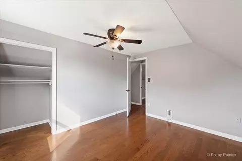 Bedroom - 561 Dundee Ave, Elgin, IL 60120 photo 4 of 5