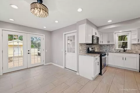 Other - 561 Dundee Ave, Elgin, IL 60120 photo 3 of 11
