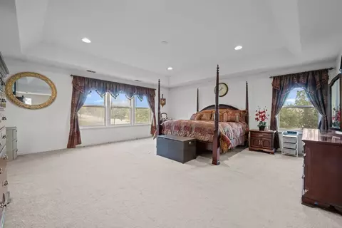 Bedroom - 312 Monument Rd, Elgin, IL 60124 photo 1 of 4