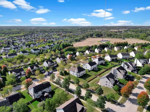 View/Area - 312 Monument Rd, Elgin, IL 60124 photo 1 of 6